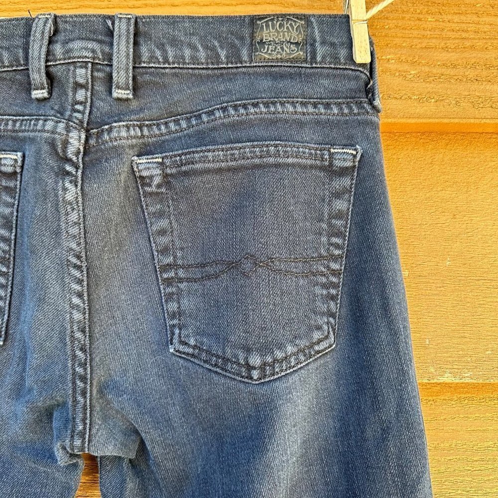 Lucky Brand Flare Bell Bottom Dark Blue Jeans Size 4 - Picture 11 of 14
